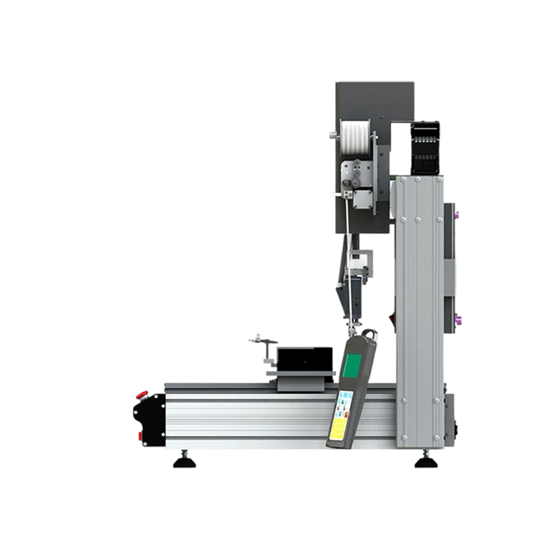 How does the automatic soldering machine cope with complex structures?